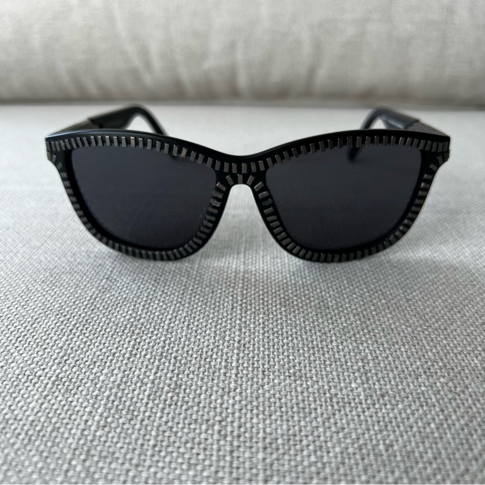 Alexander Wang x Linda Farrow Zipper-Trimmed Wayfarer Sunglasses - Picture 9 of 16